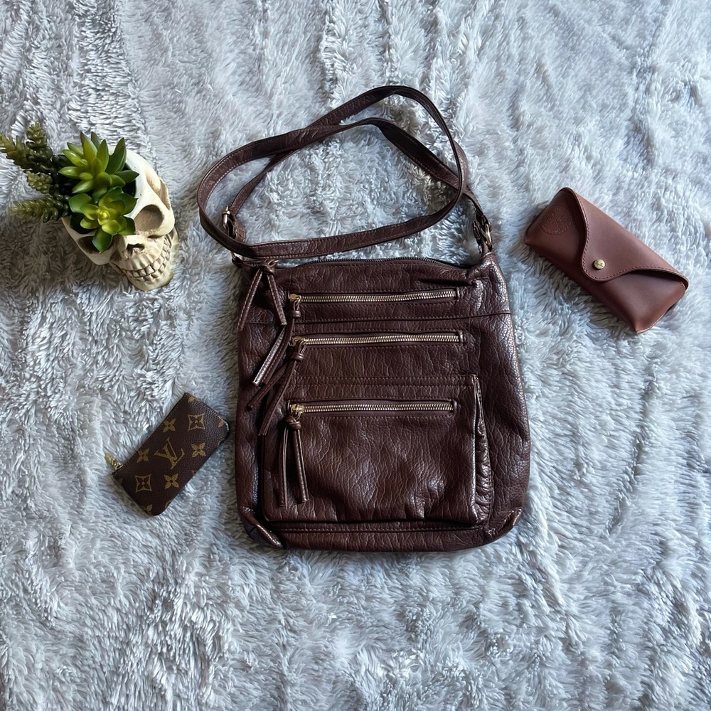 Warehouse one brown crossbody handbag.